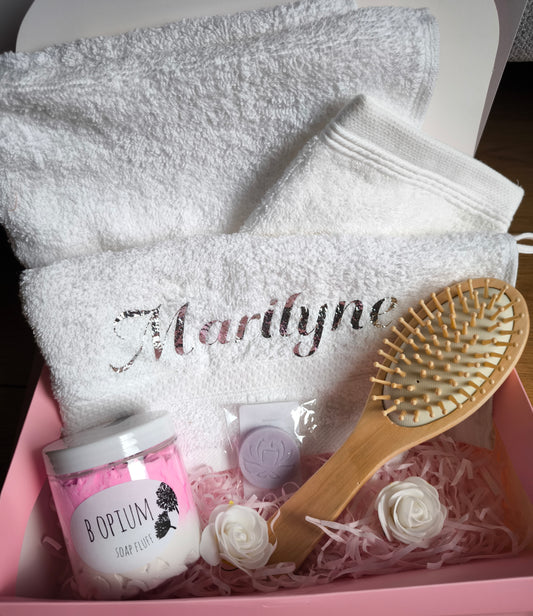 Coffret serviette de bain 3 pièces - Dy Louange création